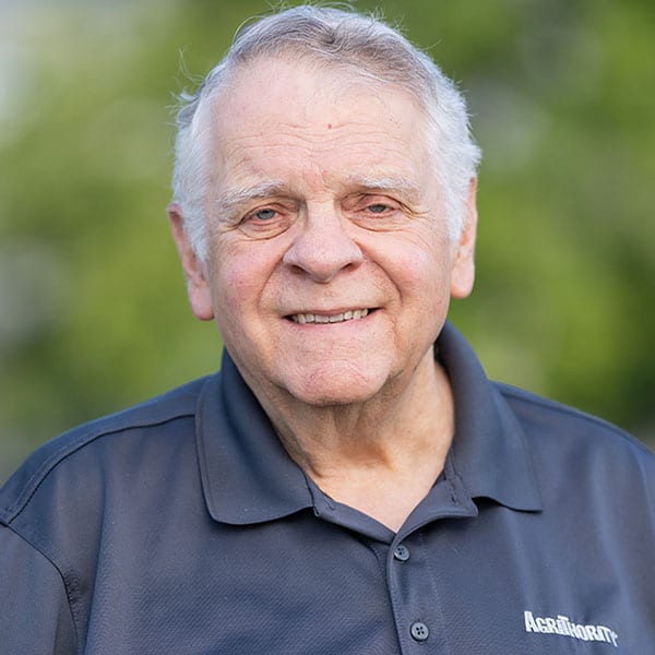 Headshot of Richard Shaw