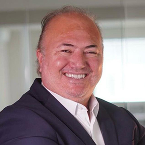 Headshot of Renato Cesar Seraphim
